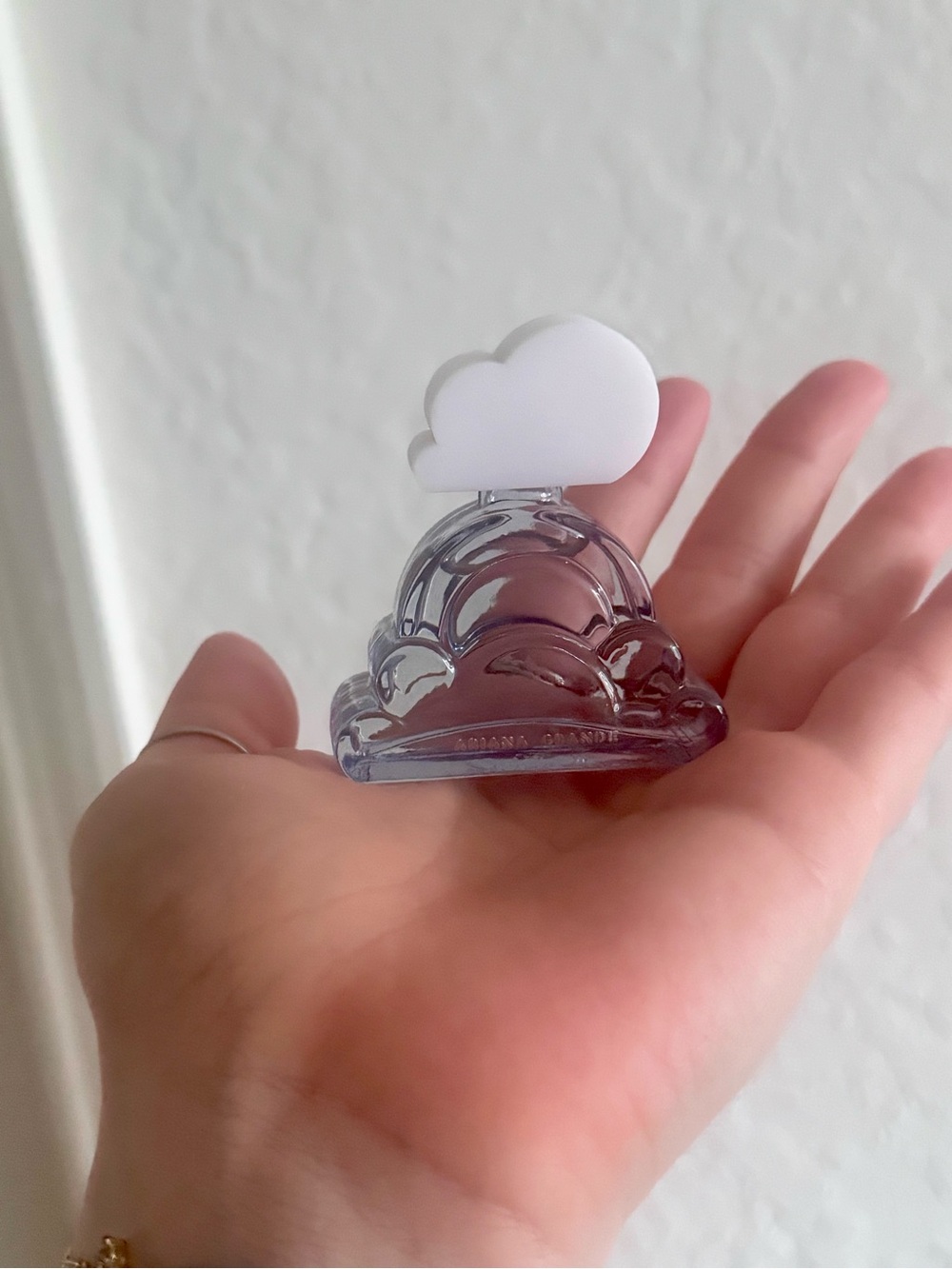 Ariana Grande Mini Cloud Parfum 0.25fl oz